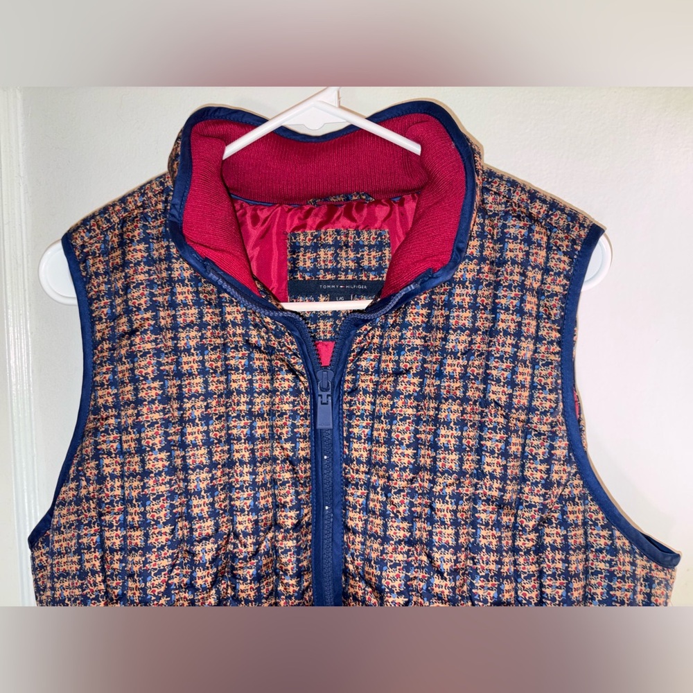 NWT Tommy Hilfiger Down Feather Puffer Vest in Blue Red Yellow – Women’s Large - Picture 5 of 15